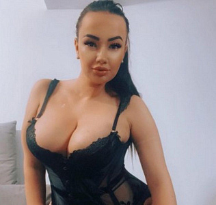 Эля — эротические фото